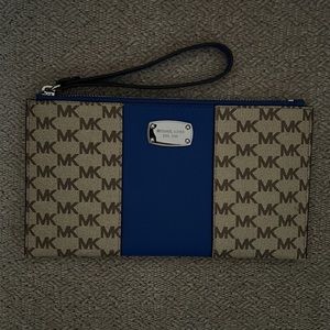 Michael Kors wristlet